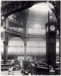 Intérieur du marché couvert de Kirkgate avec l